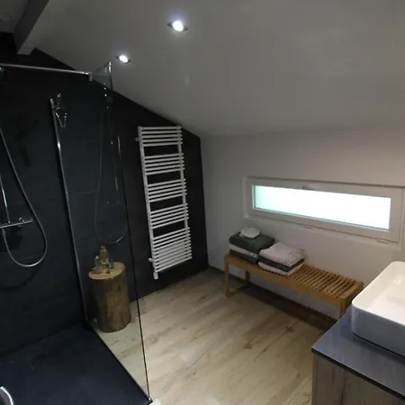 Maison Avec Spa Pres D'Epinal - Voie Bleue A 200 M *
